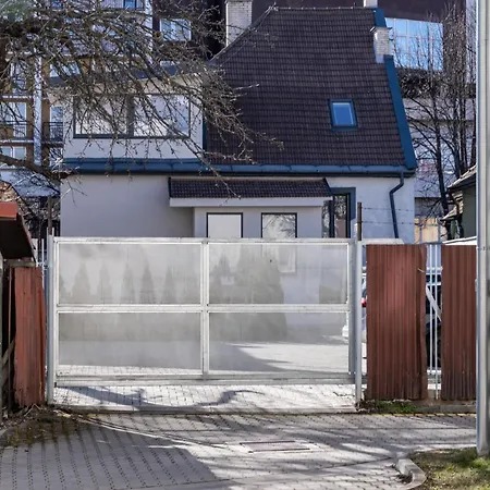 Luxurious In The Heart Of *