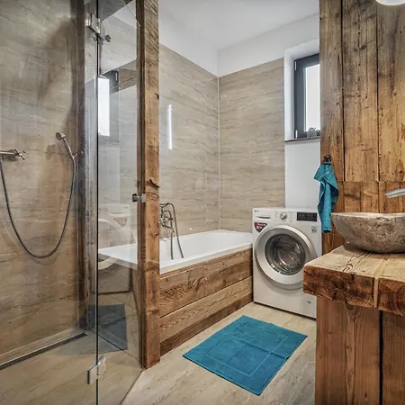 Luxurious In The Heart Of *